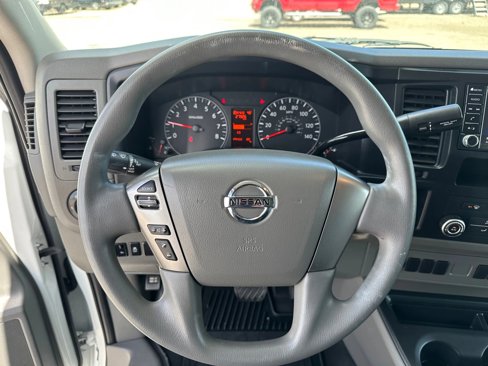 Used 2020 Nissan NV 2500 S image 13