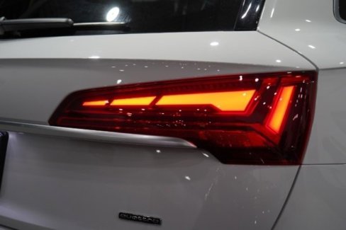 Used 2022 Audi Q5 2.0T Premium Plus image 17