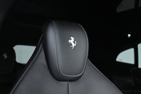Used 2024 Ferrari Purosangue image 19