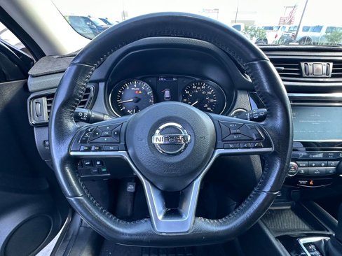 Used 2019 Nissan Rogue SV image 15