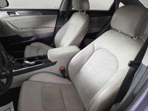 Used 2016 Hyundai Sonata Sport w/ Option Group 03 image 17