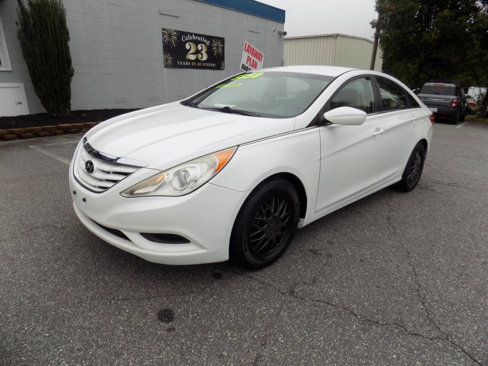 Used 2013 Hyundai Sonata GLS image 2