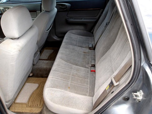 Used 2005 Chevrolet Impala LS w/ Sport Appearance Package image 10