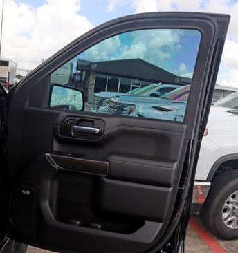 Used 2021 Chevrolet Silverado 1500 LT Trail Boss w/ LT Trail Boss Premium Package image 12