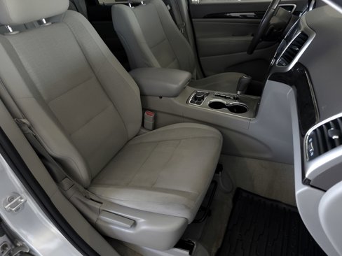 Used 2012 Jeep Grand Cherokee Laredo image 36