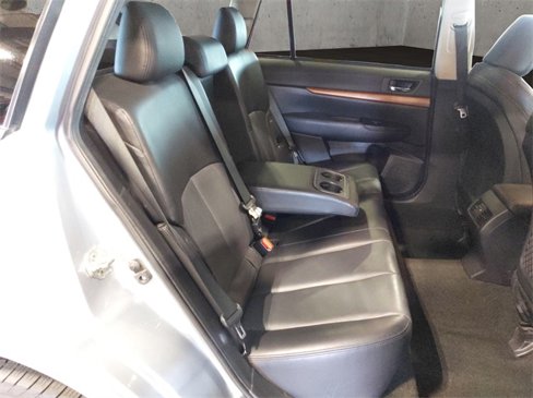 Used 2014 Subaru Outback 2.5i Limited image 35