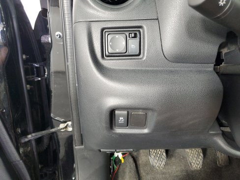 Used 2016 Nissan Versa S image 21