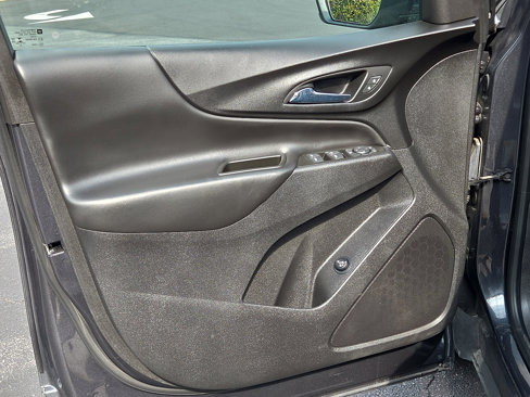 Used 2022 Chevrolet Equinox LT image 14