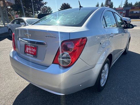 Used 2014 Chevrolet Sonic LT image 5