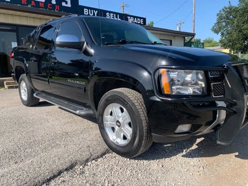Used 2013 Chevrolet Avalanche LT image 4
