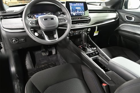 New 2025 Jeep Compass Sport image 20