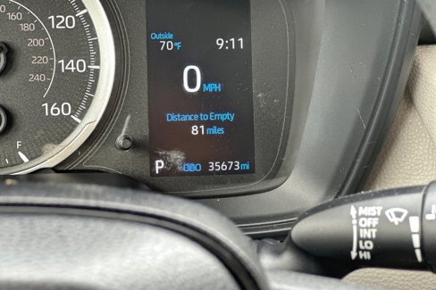 Used 2022 Toyota Corolla LE image 31