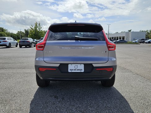 New 2026 Volvo XC40 B5 Core image 6
