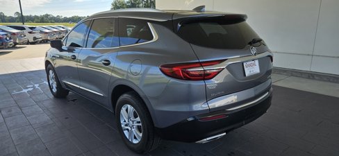 Used 2018 Buick Enclave Essence image 9