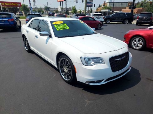Used 2020 Chrysler 300 Limited image 7