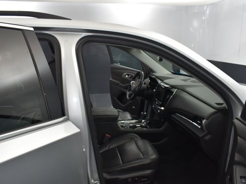 Used 2018 Chevrolet Traverse LT w/ LPO, Floor Liner Package image 19