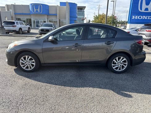Used 2012 MAZDA MAZDA3 i Touring image 9