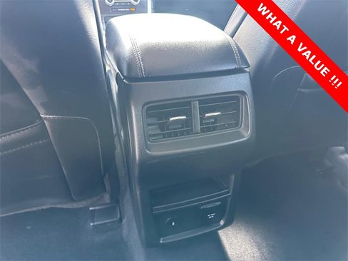Used 2024 Ford Edge Titanium image 18