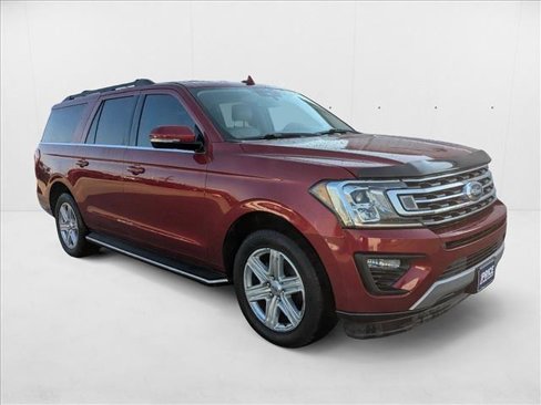 Used 2018 Ford Expedition Max XLT w/ Equipment Group 202A image 3