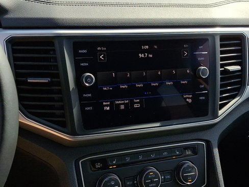 Used 2018 Volkswagen Atlas SE image 19