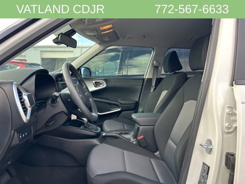 Used 2023 Kia Soul LX w/ LX Technology Package image 28