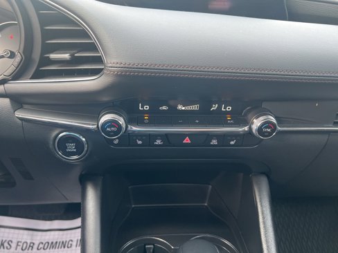 Used 2022 MAZDA MAZDA3 s image 25