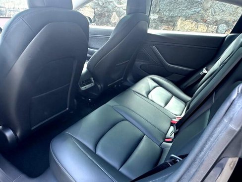 Used 2020 Tesla Model 3 Long Range image 23