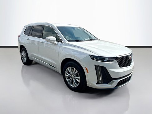 Used 2023 Cadillac XT6 Luxury w/ LPO, Floor Liner Package image 3