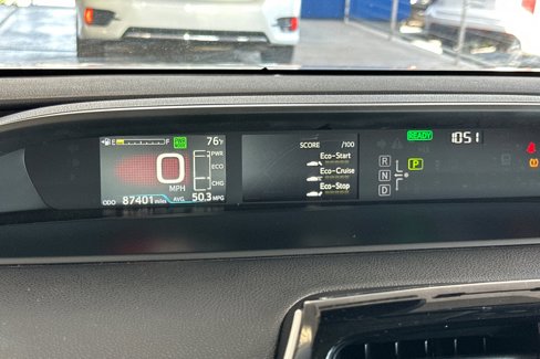 Used 2022 Toyota Prius L Eco image 21