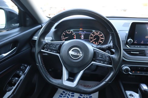 Used 2023 Nissan Altima 2.5 SR image 22