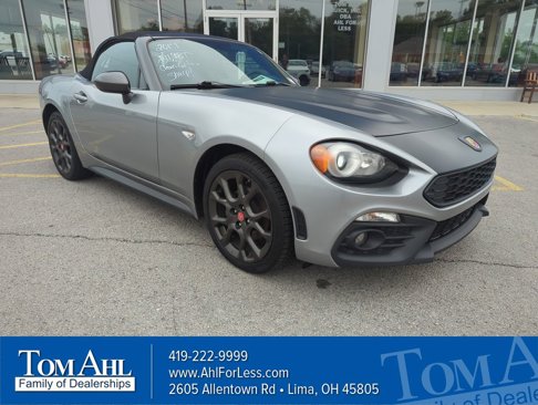 Used 2017 FIAT 124 Spider Abarth image 1