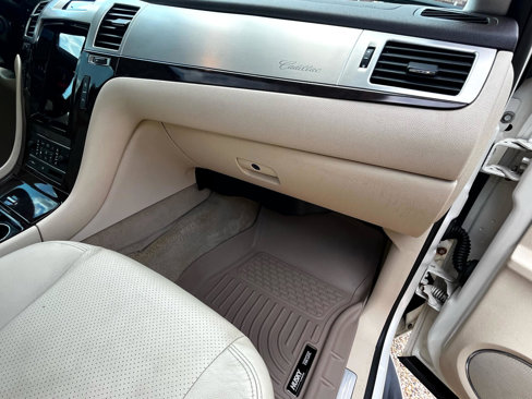 Used 2007 Cadillac Escalade EXT w/ Information Package image 65