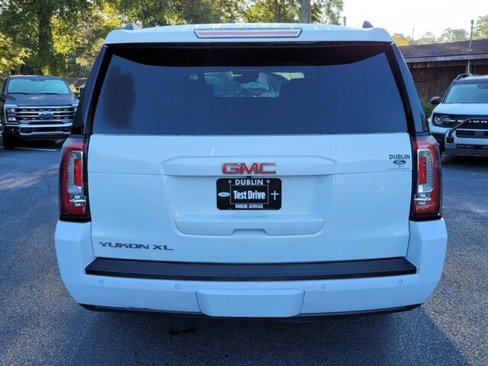 Used 2020 GMC Yukon XL SLT image 12