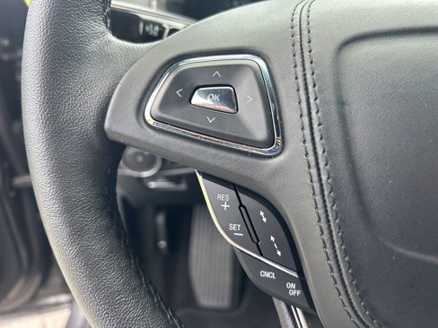 Used 2020 Lincoln MKZ w/ Convenience Package image 27