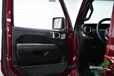 Used 2022 Jeep Wrangler Unlimited Rubicon w/ Dual Top Group image 23