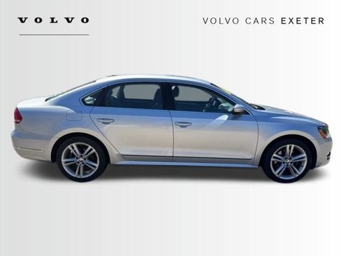 Used 2015 Volkswagen Passat 1.8T SE image 3