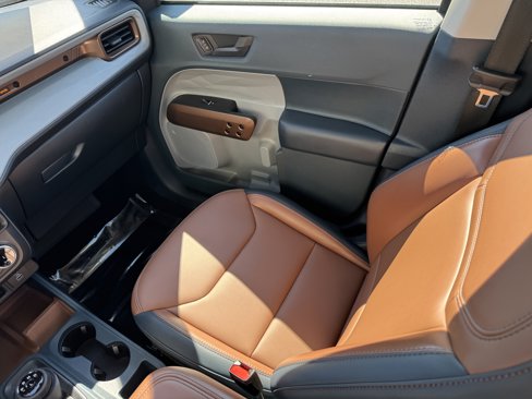 Used 2023 Ford Maverick Lariat image 15