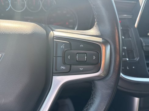 Used 2021 Chevrolet Suburban LT image 20