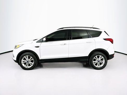 Used 2019 Ford Escape SEL image 4