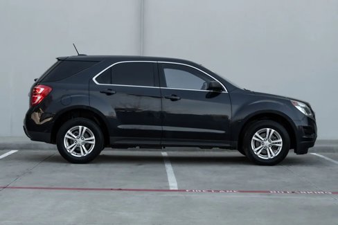 Used 2017 Chevrolet Equinox LS image 26