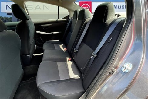 Used 2024 Nissan Sentra SV image 19