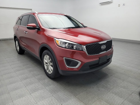 Used 2017 Kia Sorento LX w/ LX Convenience Package image 13