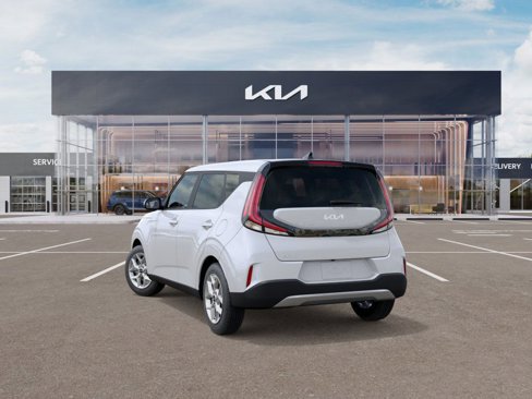 New 2025 Kia Soul LX image 4