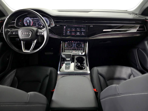 Used 2019 Audi Q8 Premium Plus w/ Premium Plus image 16