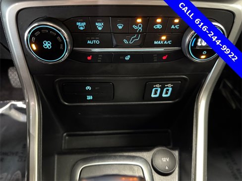 Used 2020 Ford EcoSport Titanium image 15