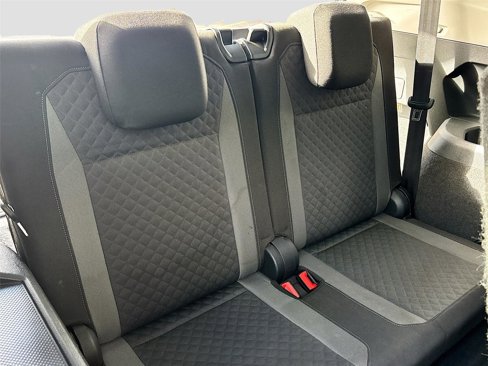 Used 2018 Volkswagen Tiguan S image 30
