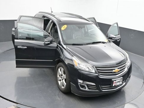 Used 2014 Chevrolet Traverse LTZ image 39
