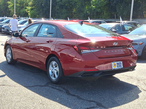 Used 2023 Hyundai Elantra SE w/ Cargo Package image 24
