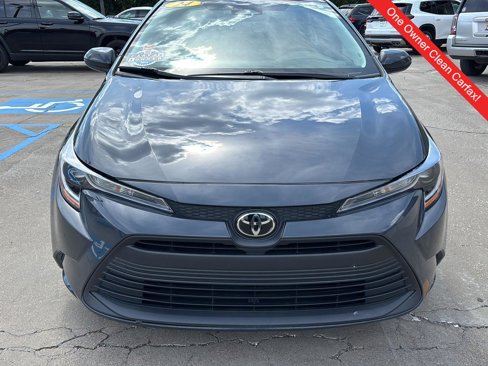 Used 2024 Toyota Corolla LE image 2