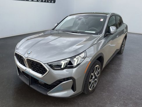 Certified 2025 BMW X2 xDrive28i w/ Convenience Package image 10